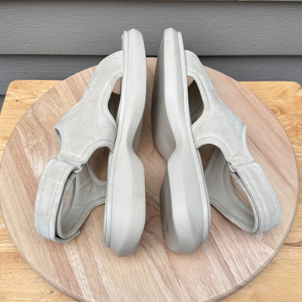 Vince Glyn Suede Platform Sandals Bone White Slingback Womens 9 EUR 40